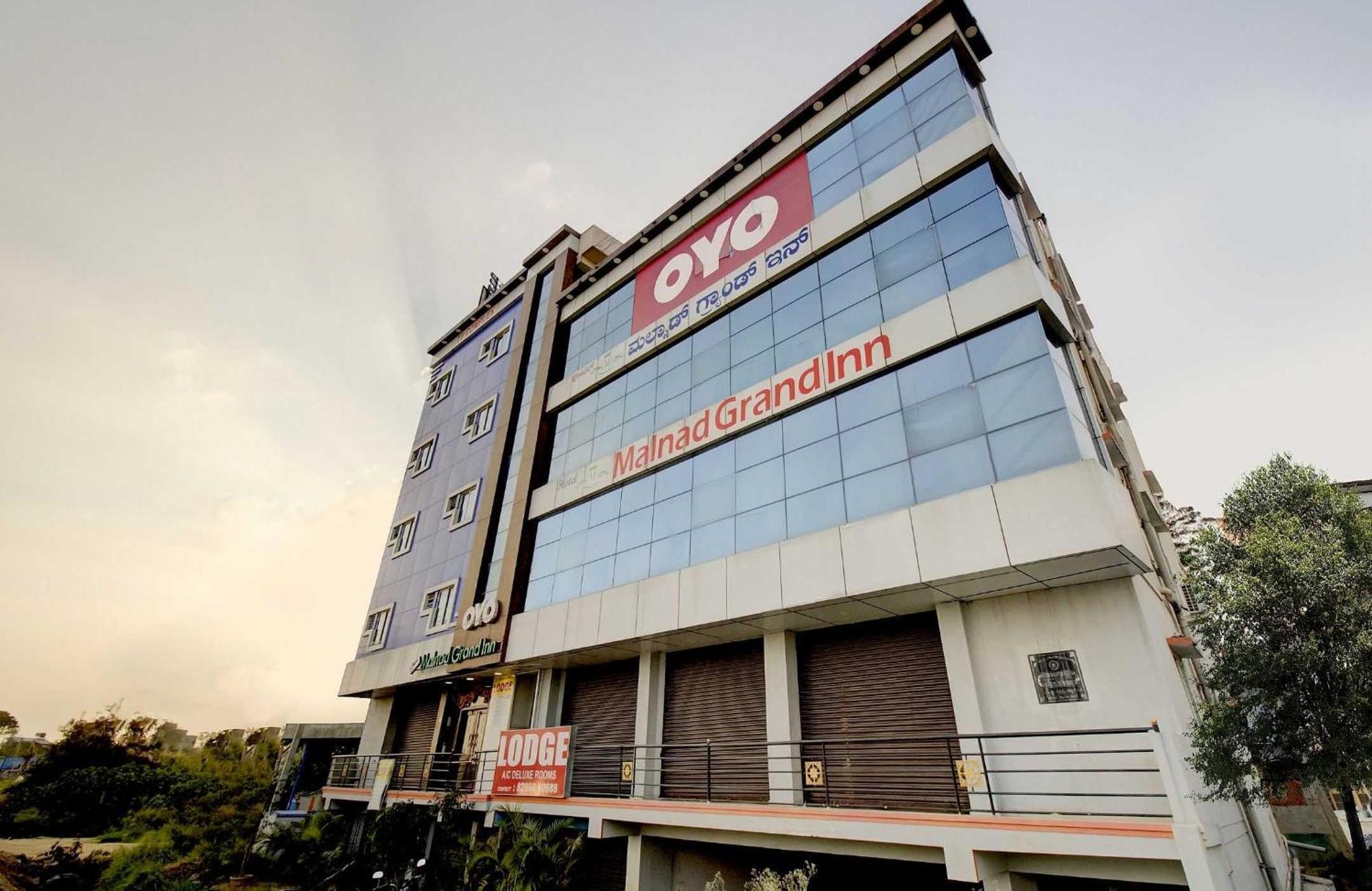 Hotel O Malnad Grand Inn Kumbalgod Bagian luar foto