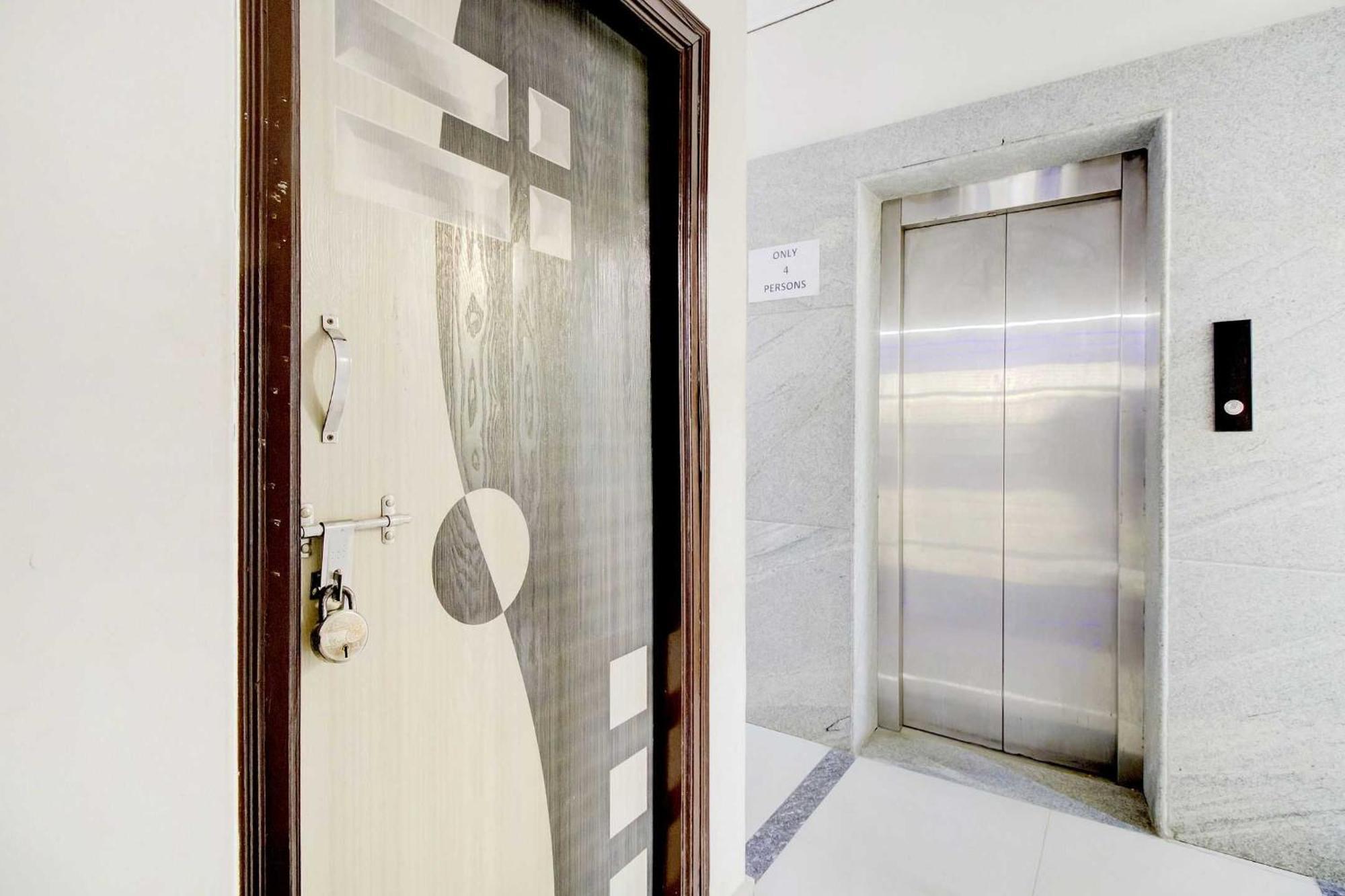 Hotel O Malnad Grand Inn Kumbalgod Bagian luar foto