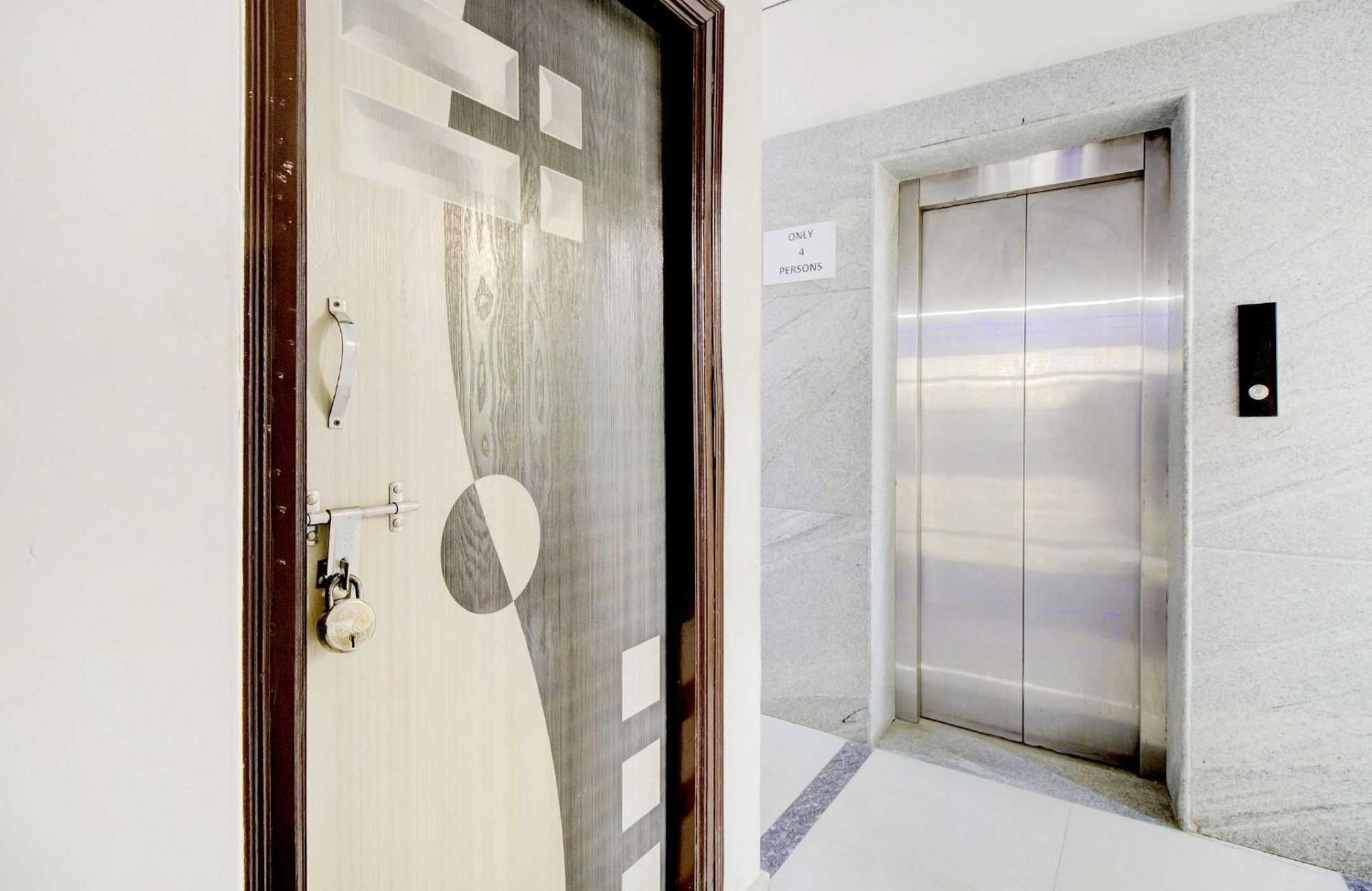 Hotel O Malnad Grand Inn Kumbalgod Bagian luar foto